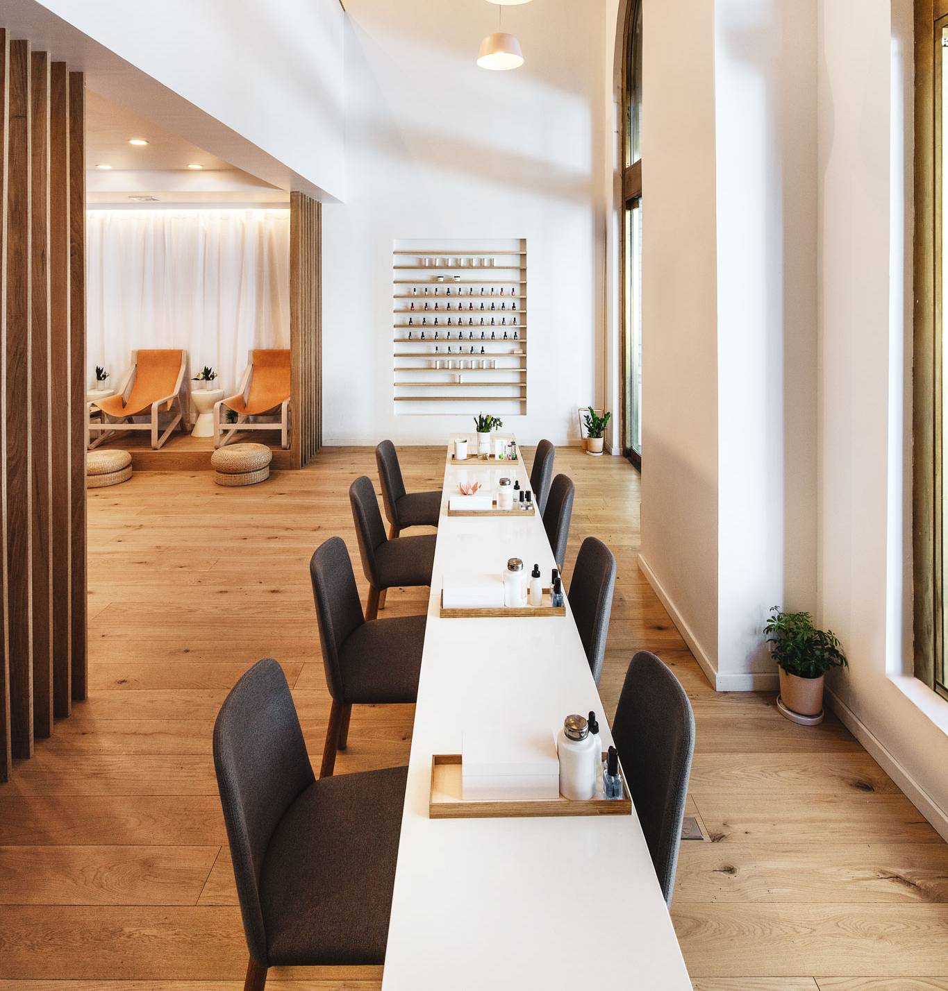 M0120C1 Natura+Salön ドットイー NS-DOTE-01 Nontoxic Nail Salon in NoMad NYC | sundays Studio – Dear sundays