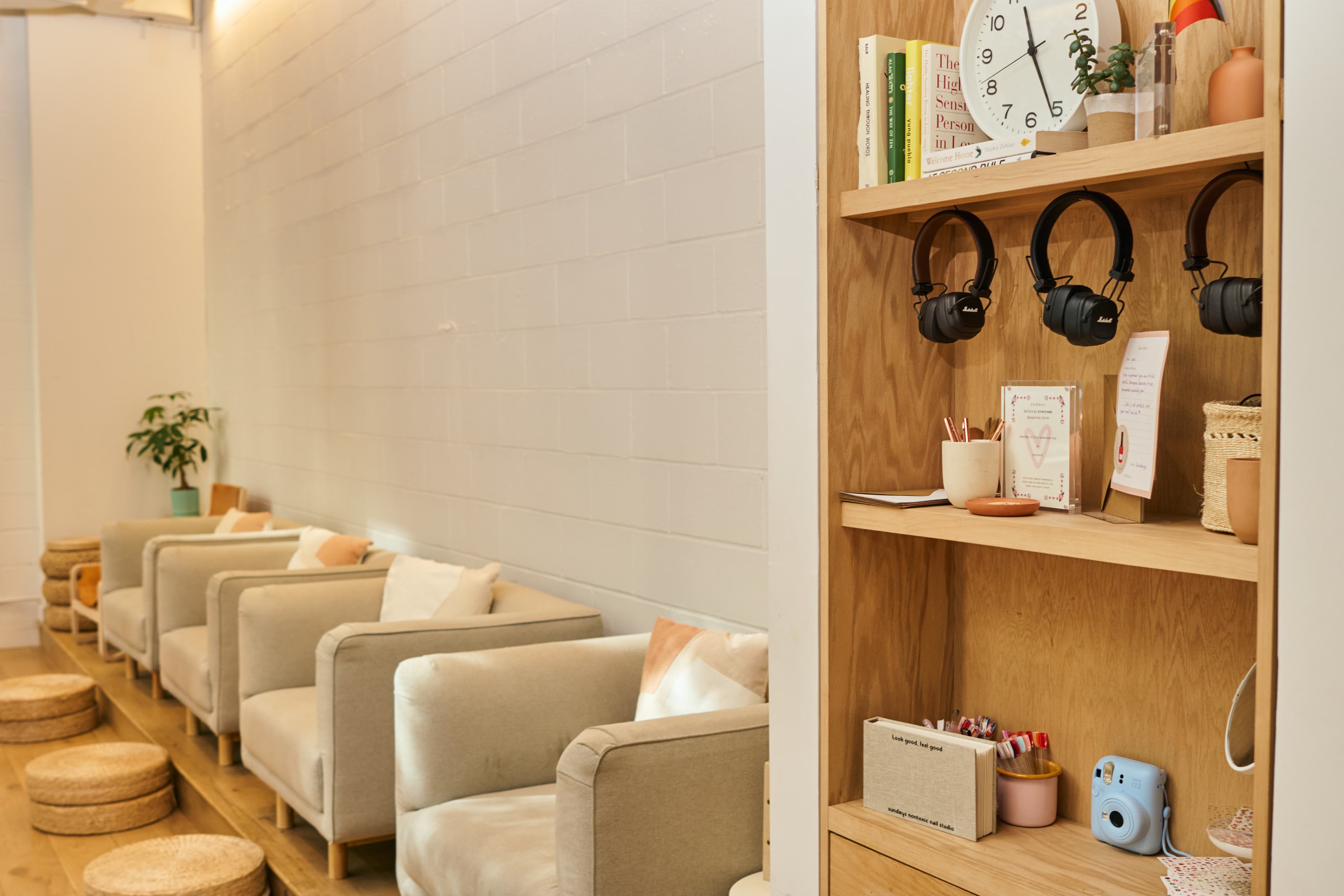 Nontoxic Nail Salon in East Village NYC | sundays Studio – Dear